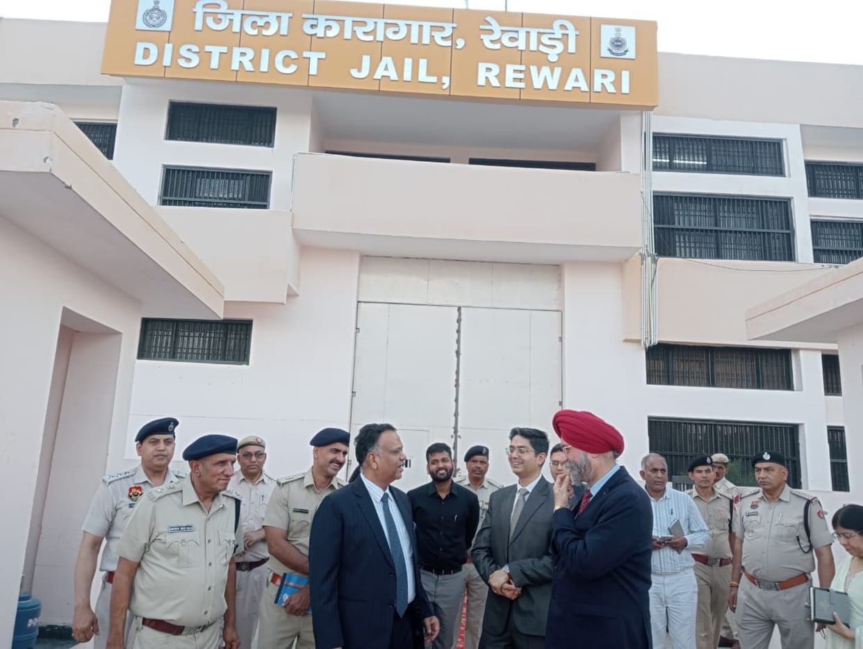 Judge Pankaj Jain inspected the jail administration.