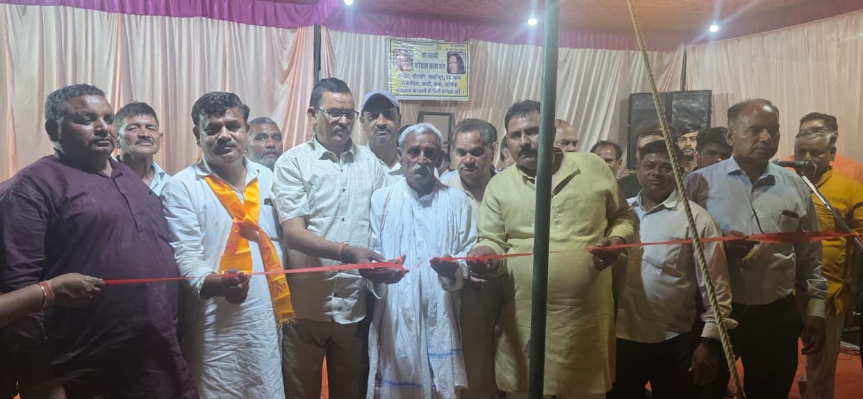 Artists spread the colors of culture in Kansa fair