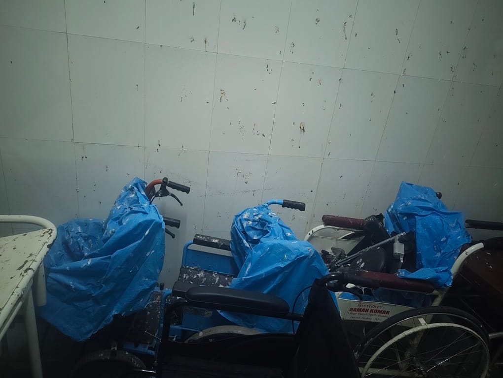 In Solan Regional Hospital, the health of patients is compromised, and they are treated amidst filth.