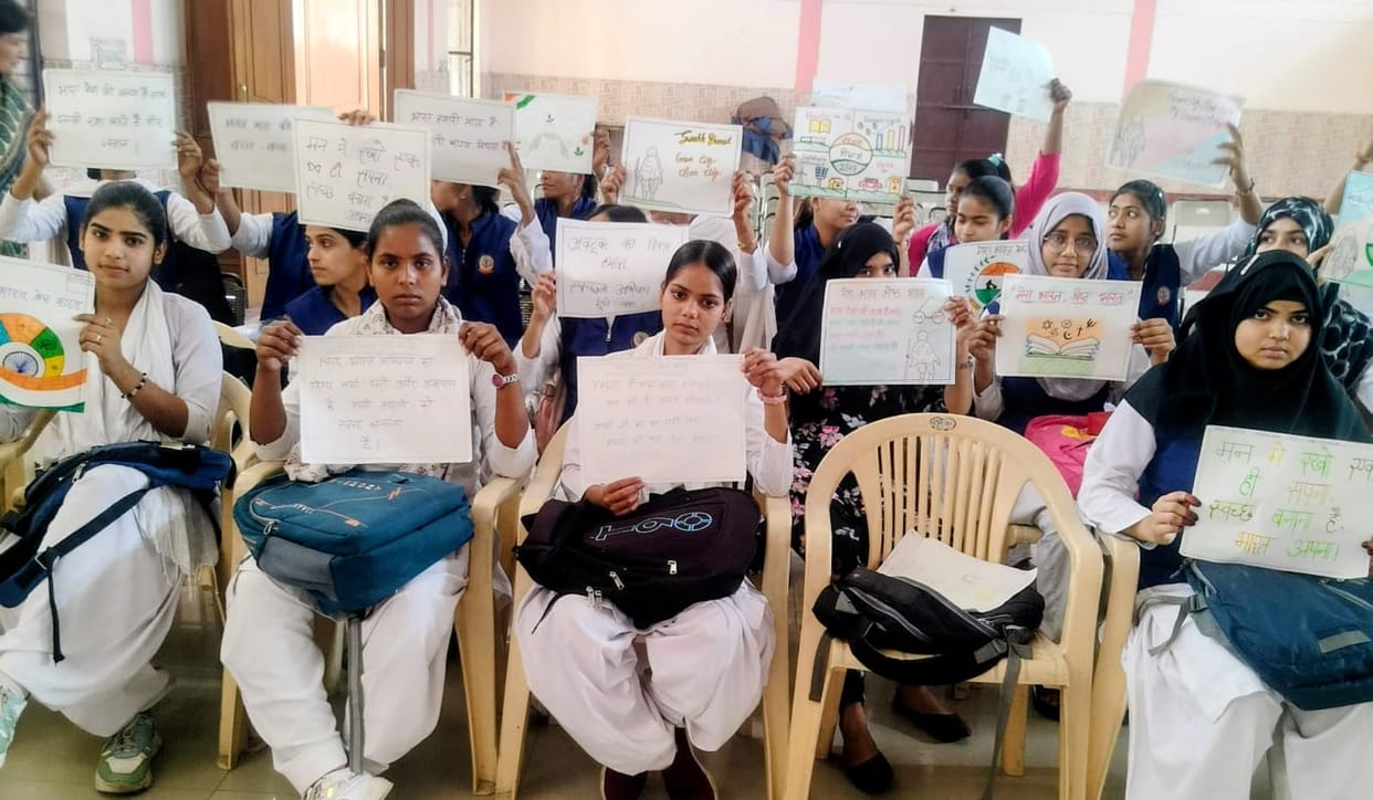 Students expressed their views on Mera Bharat Shreshtha Bharat
