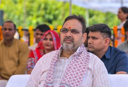 Jaipur News: CM Slams Congress, Targets Internal Rift Says Public Aware of Lies and Loot Politics