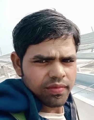 A young man died after falling from the third floor in Mumbai