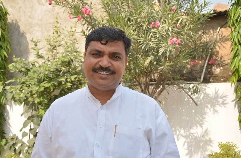 नेता प्रतिपक्ष टीका राम जुली