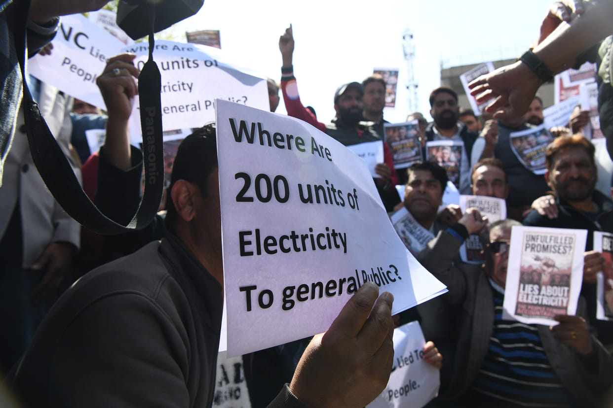 Srinagar, PDP, Held Protest, Against State Govenment