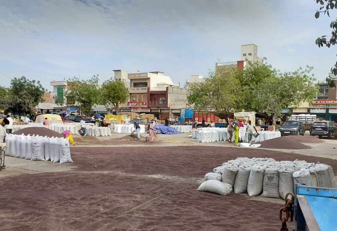 The weather in the district will remain variable till April 1.