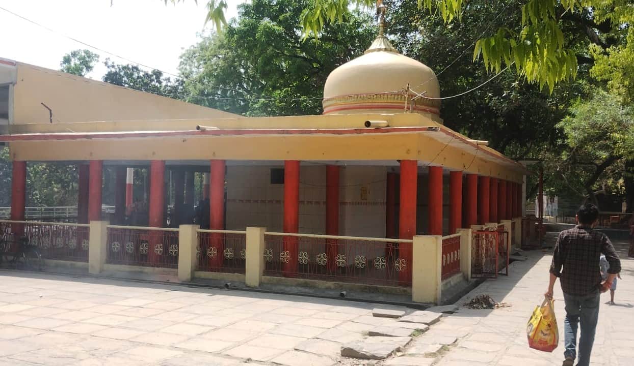 बड़ेशिव मंदिर गोपीगंज। संवाद