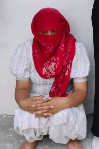 फरीदाबाद पुलिस ने सास की गला दबा कर हत्या करने वाली बहु को गिरफ्तार किया । स्रोत: पुलिस पीआरओ