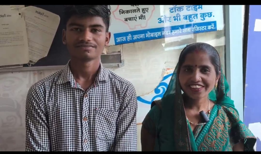 Mainpuri News 10 Crore Sita Devi - Mainpuri News - Mainpuri News:खाते में  दस करोड़, फिर भी नहीं डोला ईमान, देशभर में वायरल हुईं सीता