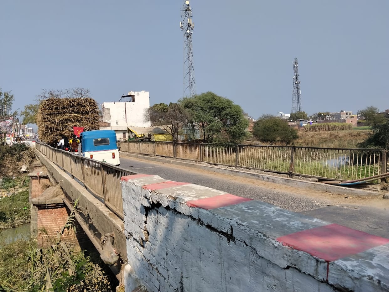 A three-lane bridge will be built on the Bisuhi River at a cost of Rs 16 crore