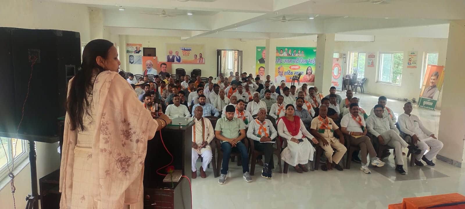 कार्यक्रम में संबोधित करतीं भाजपा जिला अध्यक्ष डॉ. वंदना पोपली। स्रोत : प्रवक्ता