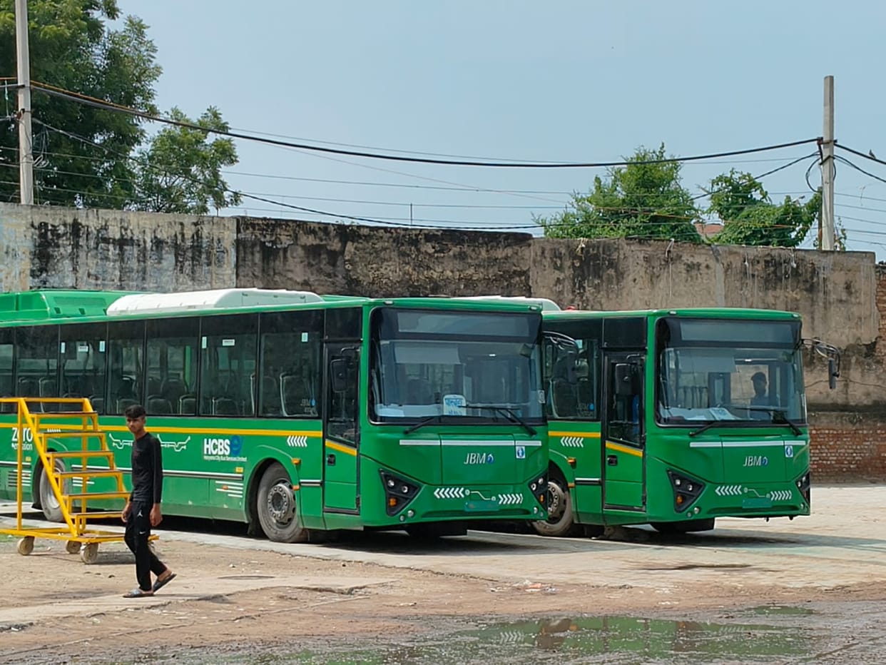 The wait for the arrival of five new electric buses is dragging on...