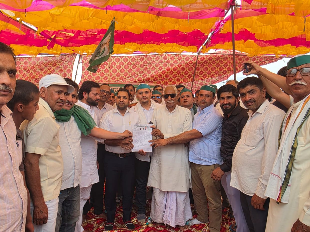 Protest against fire in dumping ground ends