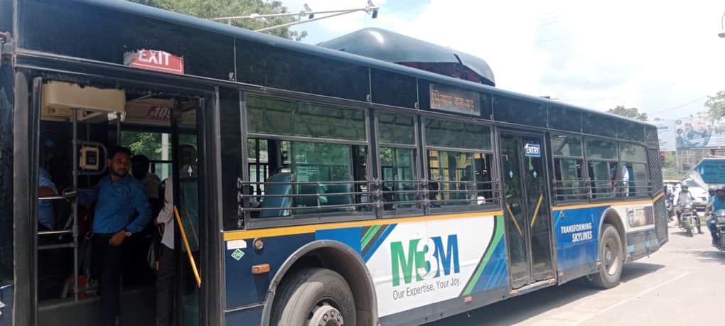 सिटी बस की फाइल फोटो ।