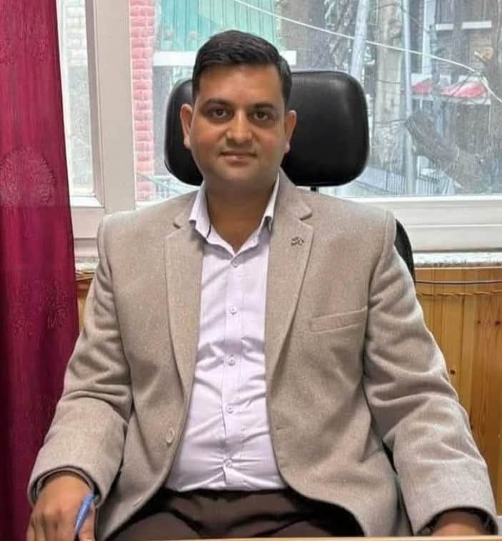 तहसीलदार कुल्लू अनिल कुमार।-संवाद