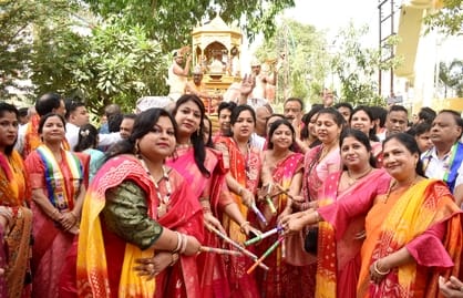 Rath Yatra taken out from Saraswati Lok
