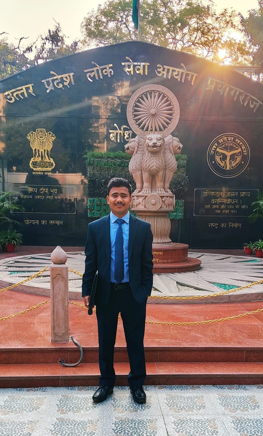 Bhanu Pratap became Nayab Tehsildar and Smriti became Joint Commissioner GST.