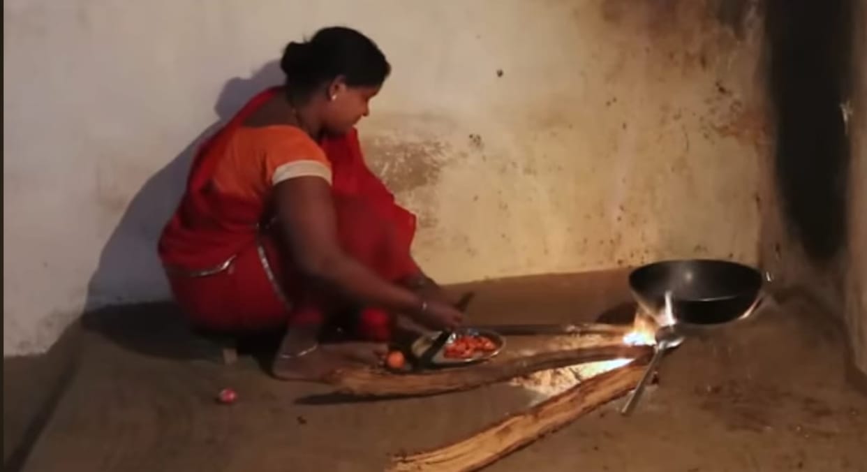 Gas shortage has changed the way of cooking in kitchens.