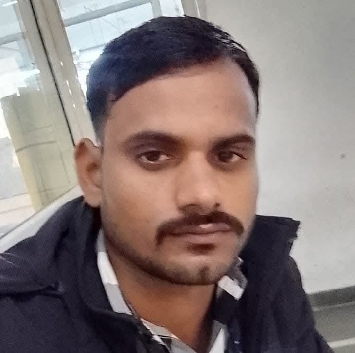 Young Man Dies in Road Accident in Noida
