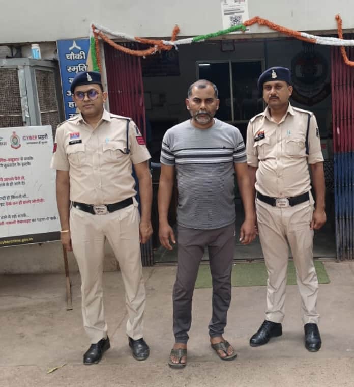 कांग्रेस नेता को पुलिस ने किया गिरफ्तार