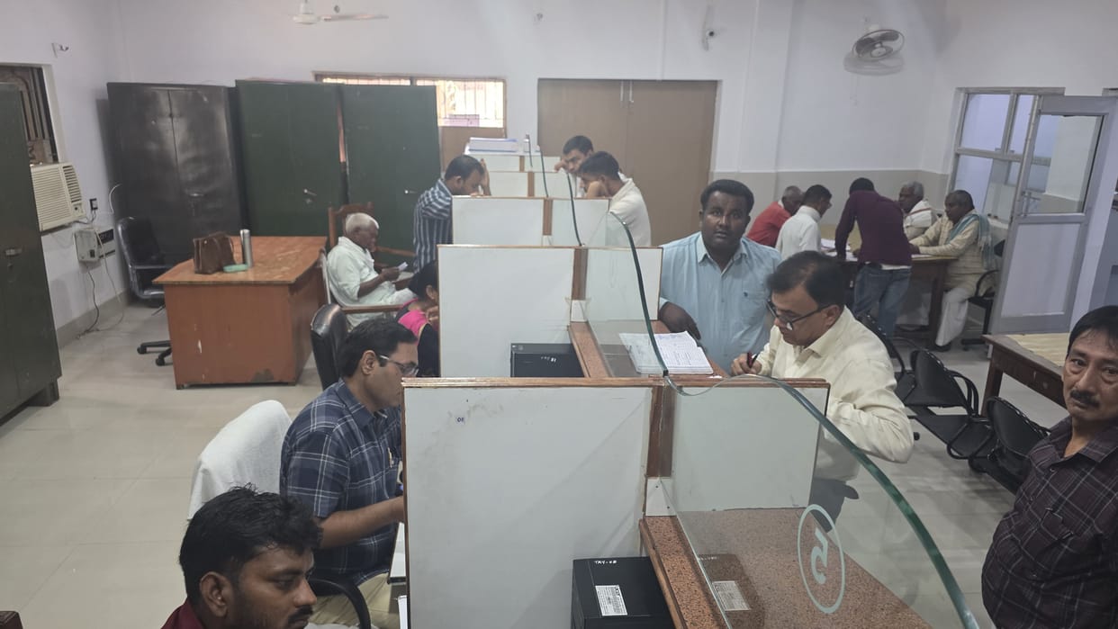 Today is the last chance to spend Rs 100 crore in the budget