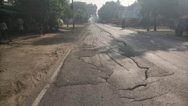 करमा। बांदा मिर्जापुर राष्ट्रीय राजमार्ग पर करमा, राजापुर, कुटनीपुर, लहसहीया, गौहनिया की  जगह-ज