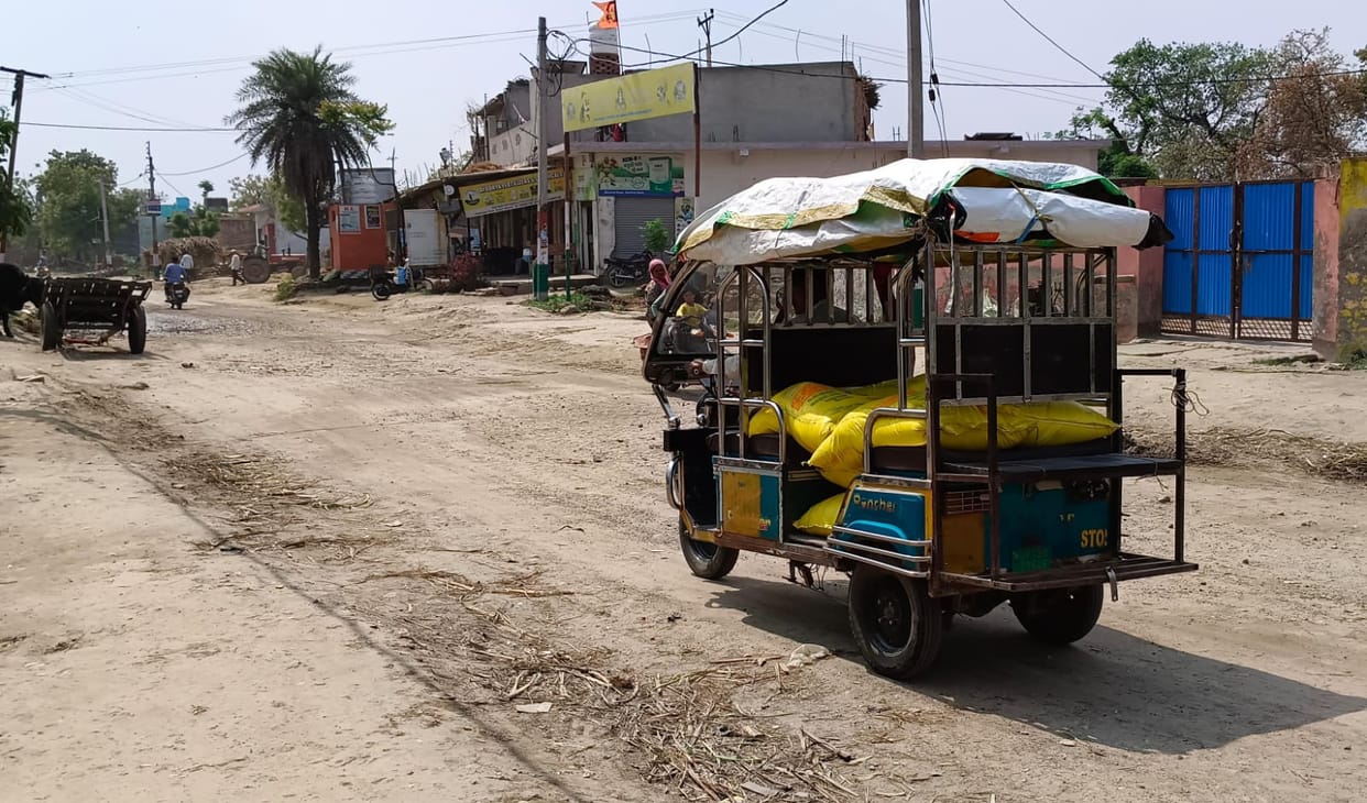 The main road in the Khadar region is incomplete, and people are troubled by daily accidents.