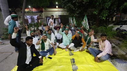 Protest against the arrest of BKU Tikait's national spokesperson