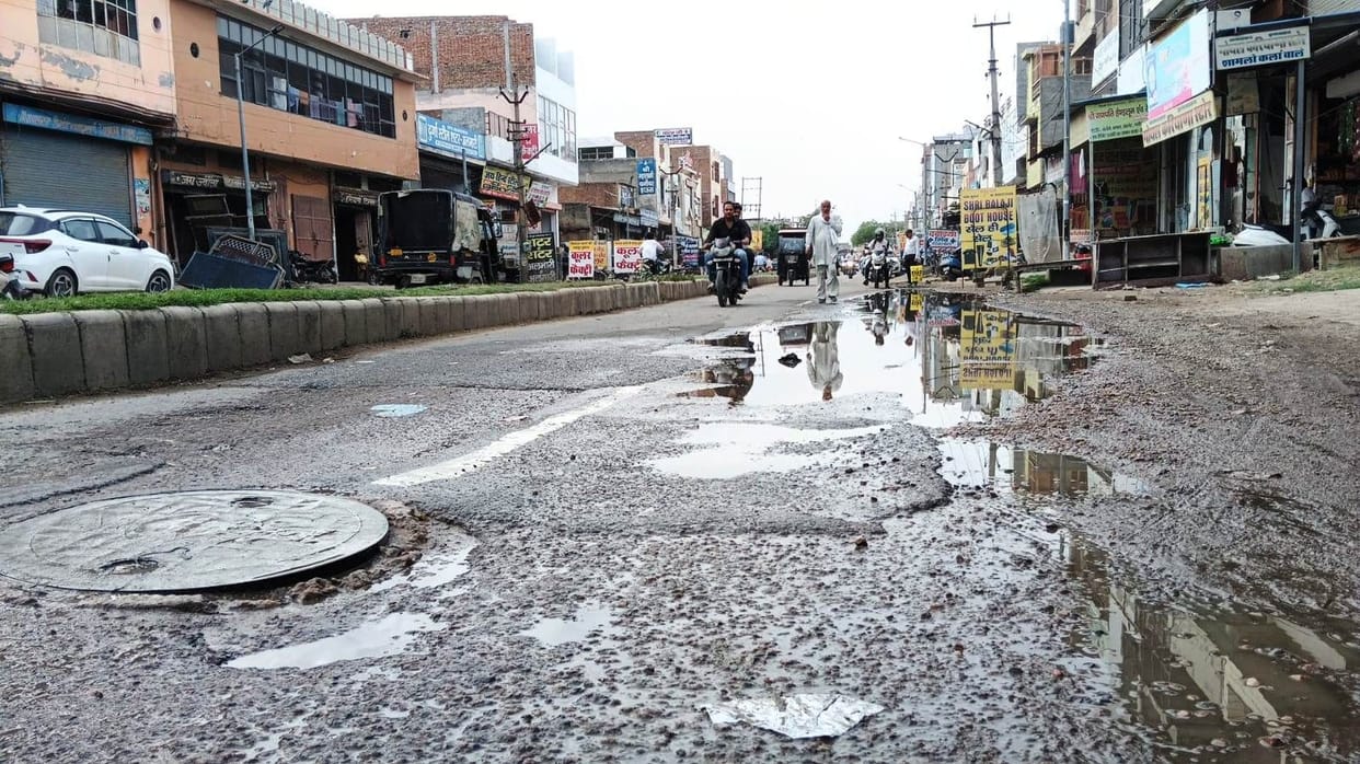 CM Should Inspect Rohtak Road: Goyal