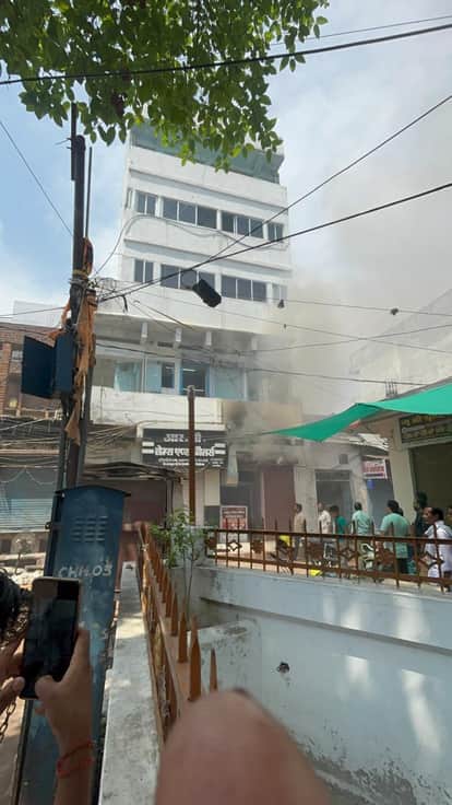 Massive fire in a shop in Chowk Bazaar, danger of cylinder blast.
