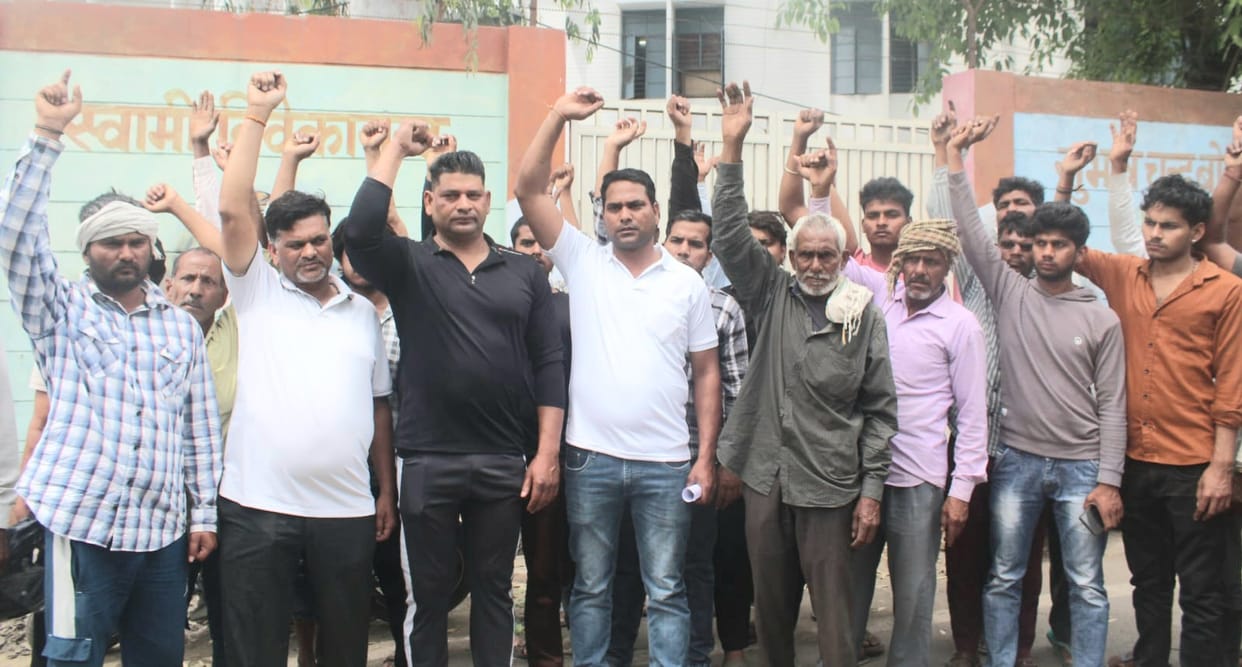 Police detained youths from Dhanpur, Tofapur villages