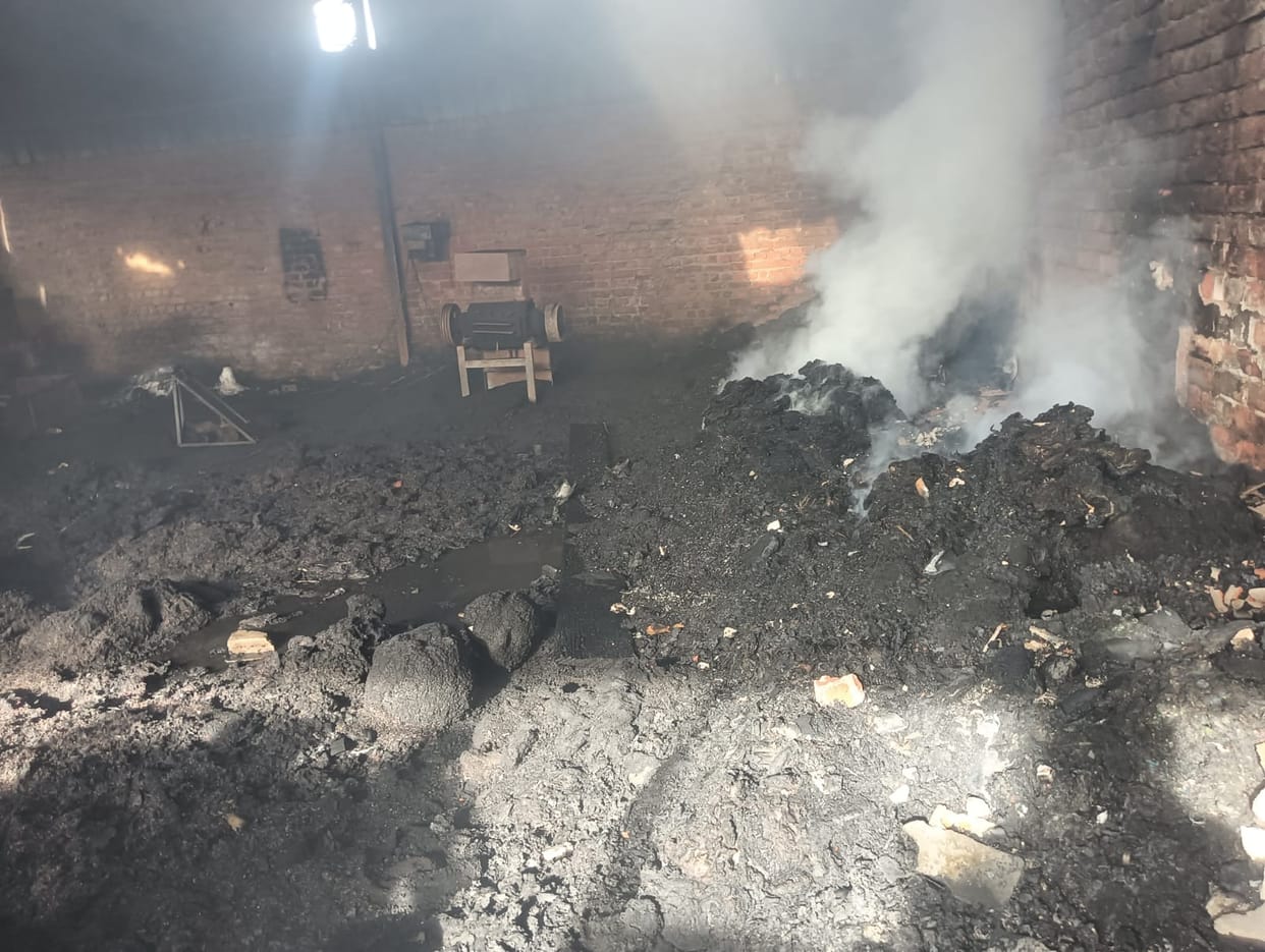 A massive fire on Nizampur Road gutted two factories and a warehouse, and the fire brigade brought it under control within eight hours.