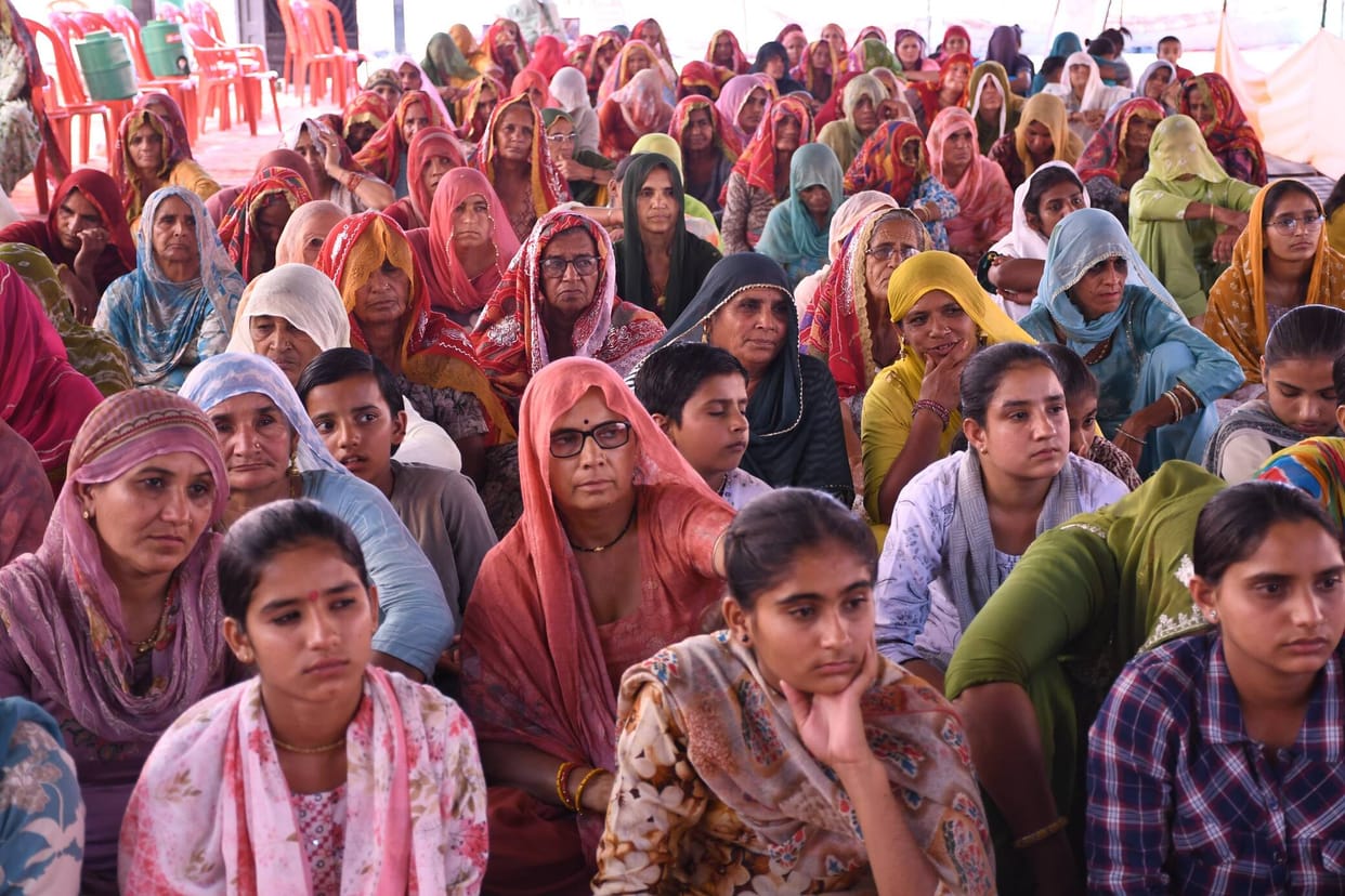Kalash Yatra taken out before Dhenu Manas Gokatha