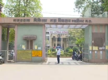 The High Court dealt a major blow to the medical college cancelling the in-house direct recruitment