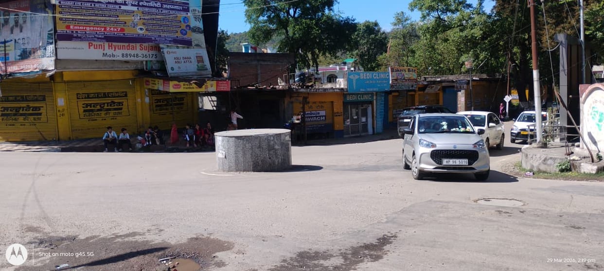The statue of the fairy installed at Palampur Chowk has disappeared and no suitable place has been found.