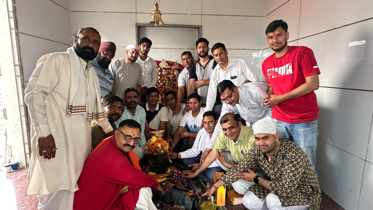 A procession was held prior to the installation of the idol