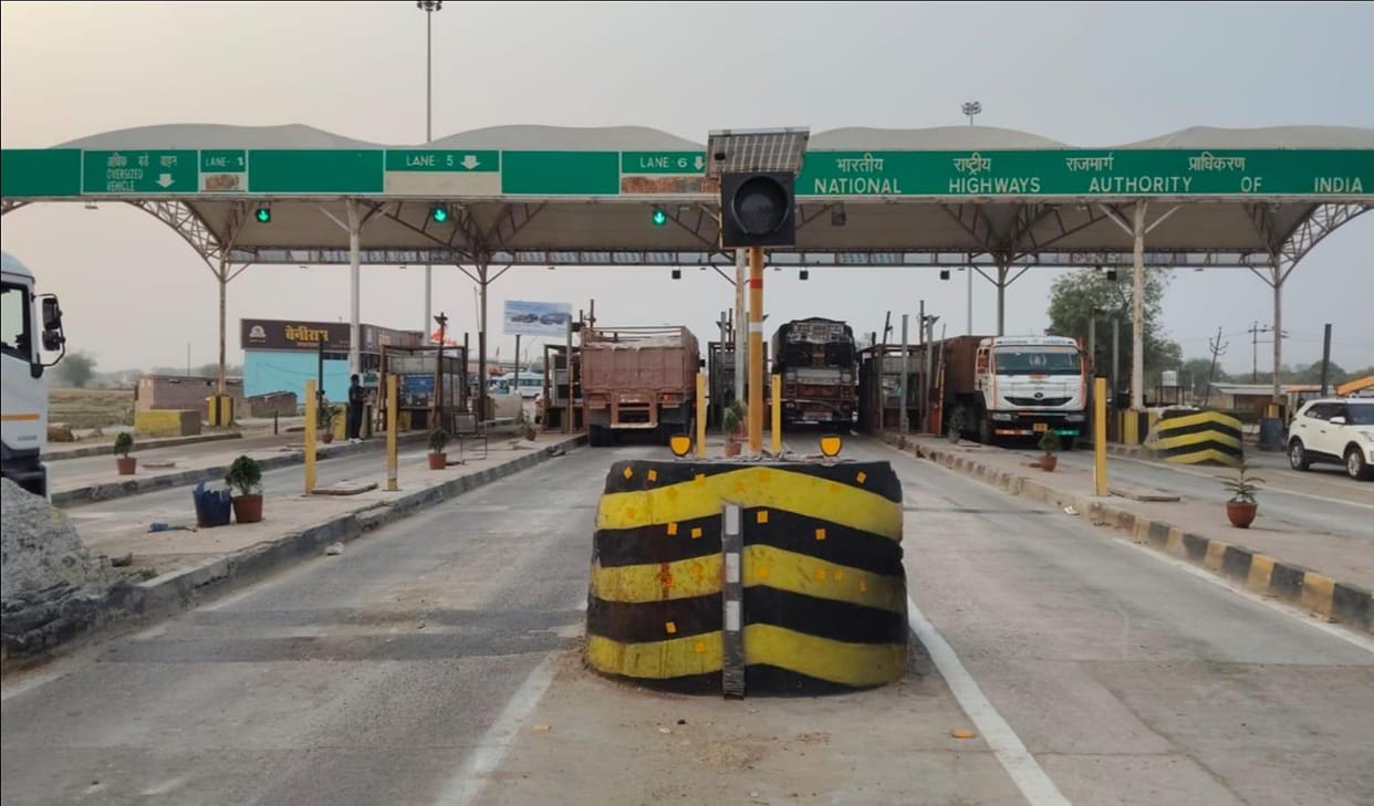From today, only Fast Tag and UPI payment will be made at toll plazas