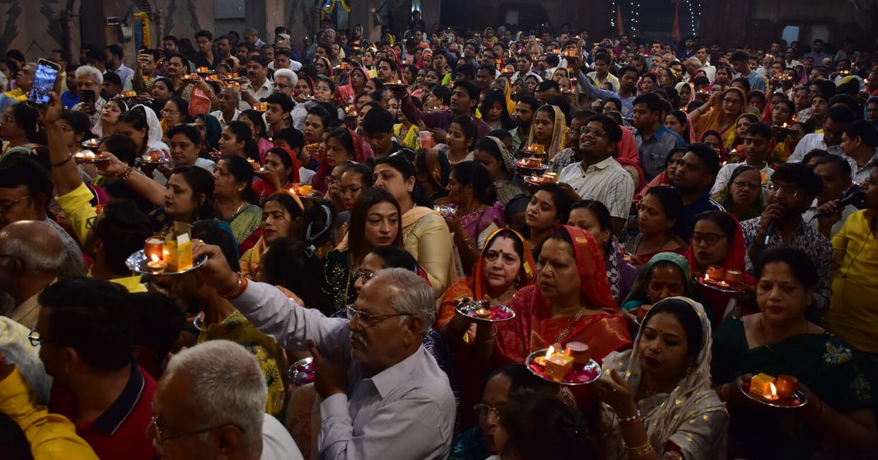 Maha Aarti held at Varshney Temple