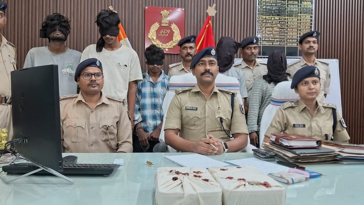 Bihar Crime: अंतर जिला लुटेरे गिरोह का पुलिस ने किया भंडाफोड़, ज्वेलरी कारोबारी सहित छह आरोपी गिरफ्तार