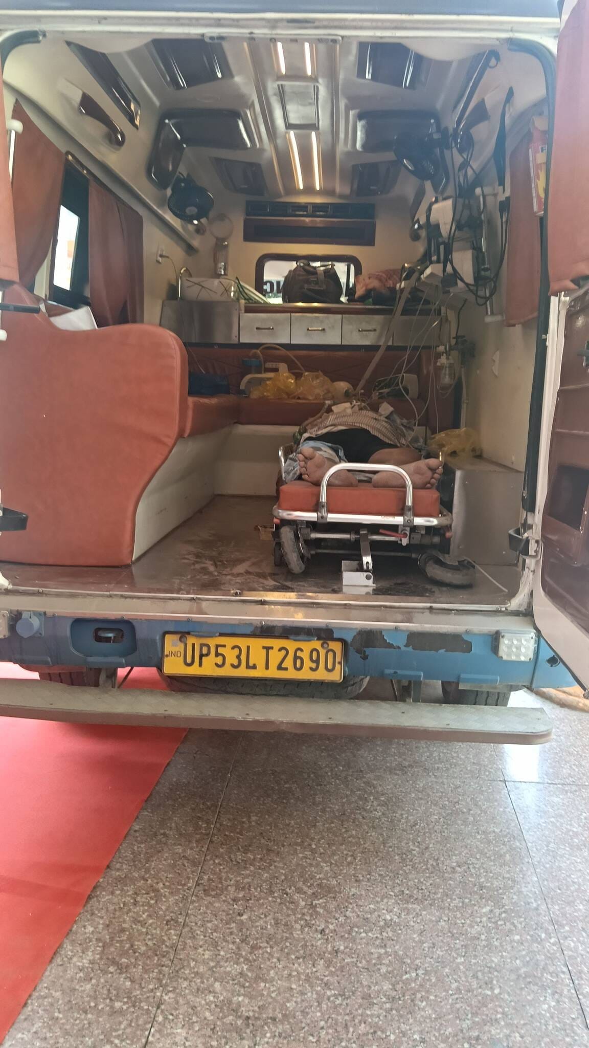 Running from Gorakhpur to Lucknow, after waiting for one and a half hours, got ventilator, died