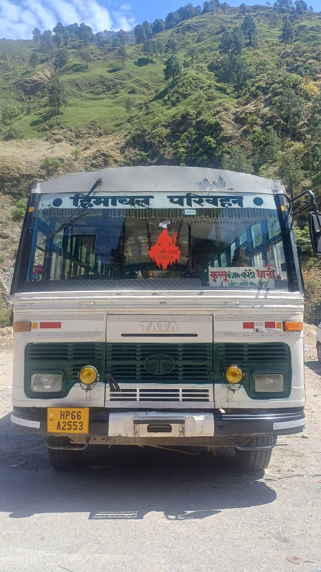 After 19 days, bus service from Kullu to Ani via Shush resumes.