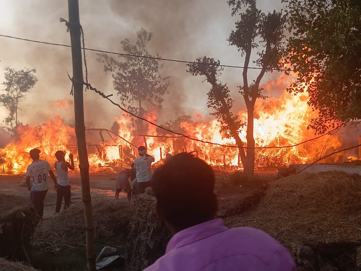 Short Circuit Sparks Fire in Hut; 20 Houses Burned