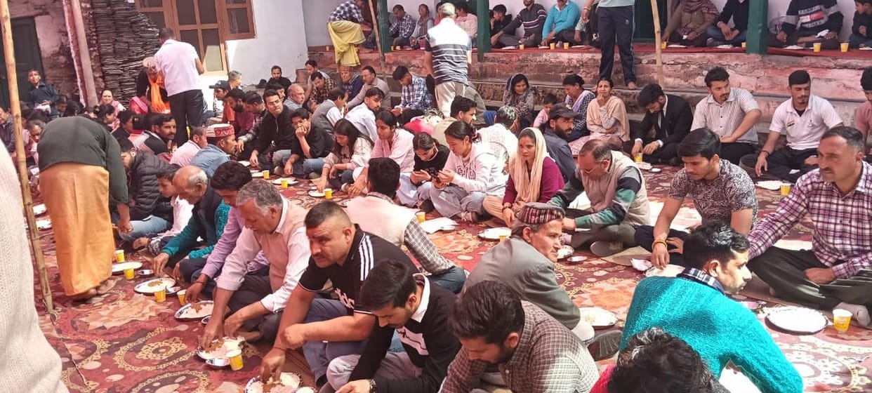 Bhandara organised at Sadar police station on Hanuman Jayanti