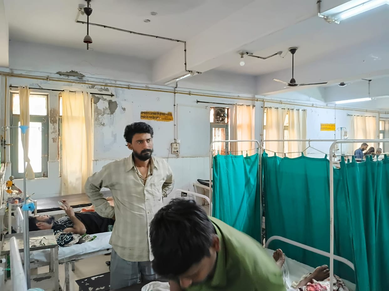 Patients in Distress Due to Faulty Fans in Ward; Caregivers Frustrated