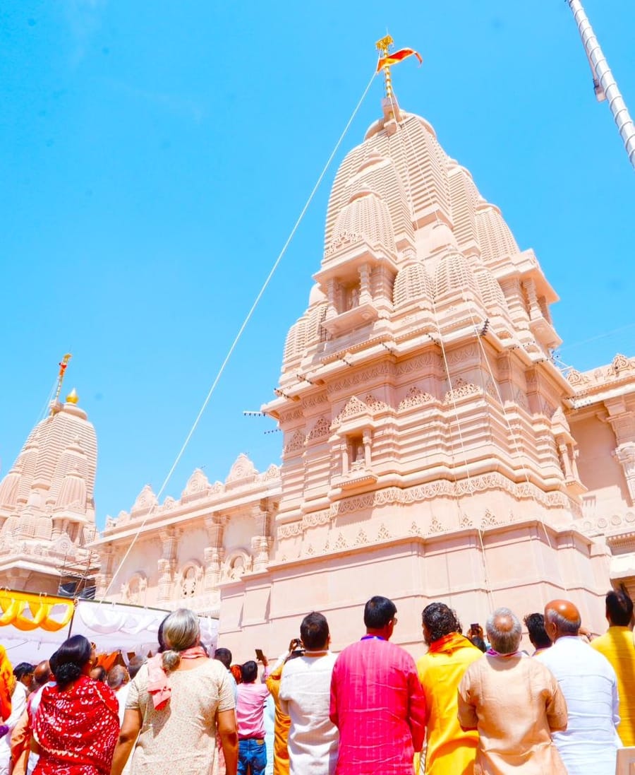 Saffron Flag Hoisted Atop Hanuman Temple Spire; Two Hundred Distinguished Guests Bear Witness