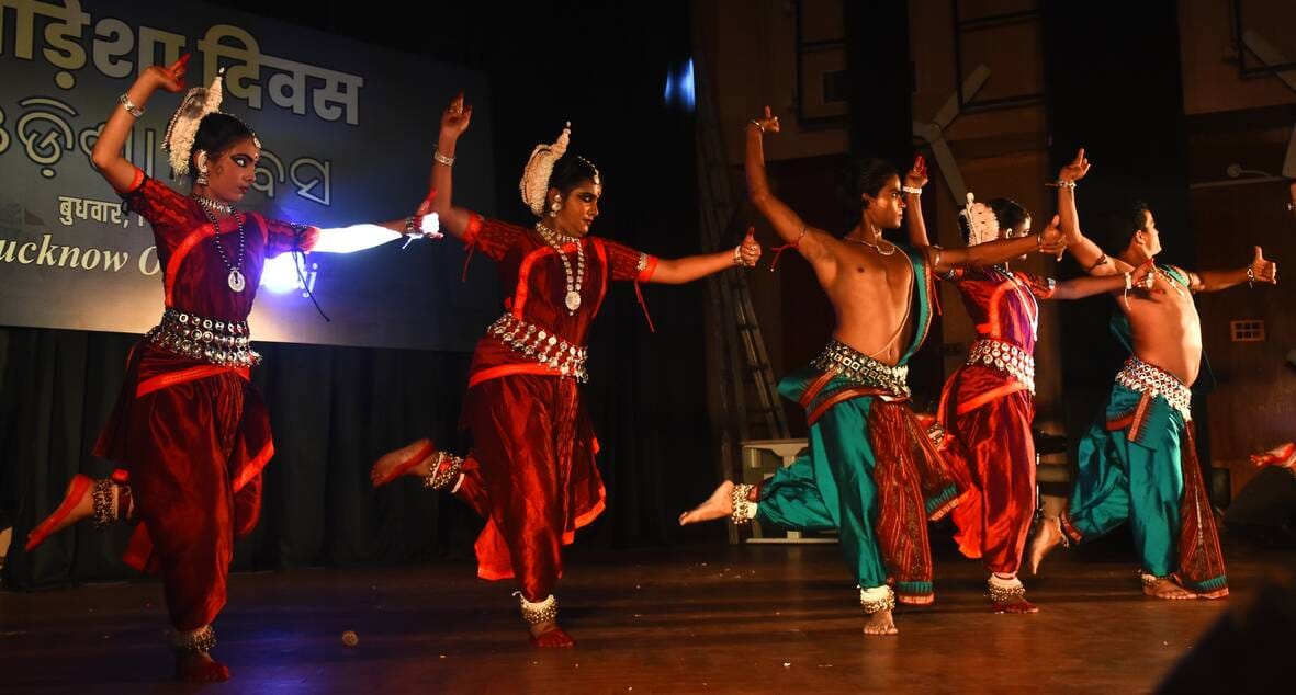 Odisha's cultural glimpse seen on Utkal Day