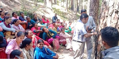 Forest department gave Lisa exploitation training to women