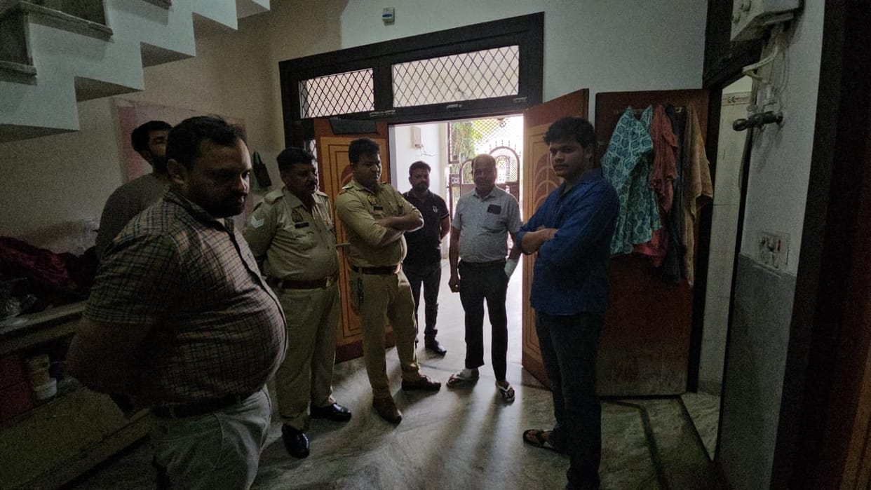 11 Commercial and 3 Domestic Cylinders Found Stored in House; Police Launch Investigation