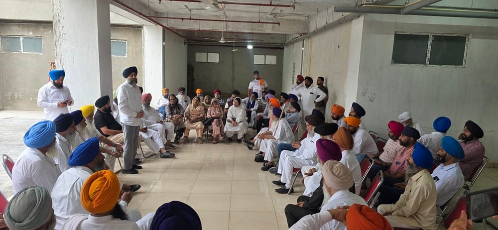 The filing of an FIR in the Miri Piri dispute has sparked outrage; SGPC President Harjinder Singh Dhami will arrive on the 7th.