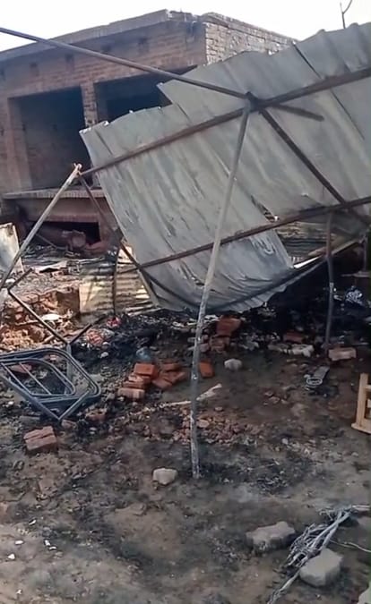 Fire Broke Out In A Quilt-mattress And Tea Shop - Lucknow News ...