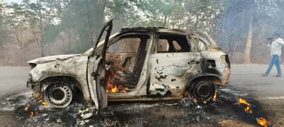 Moving Car Turns into a Ball of Fire Reduced to Ashes in 10 Minutes—Four Friends Have a Narrow Escape in Kabir